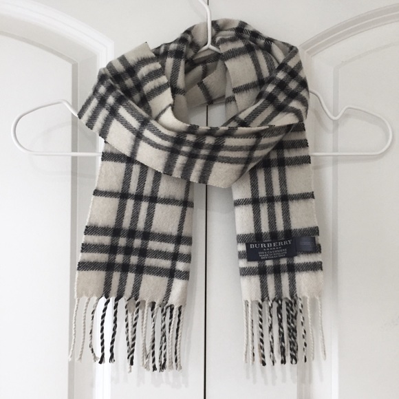 Burberry Accessories - Burberry Cashmere Scarf